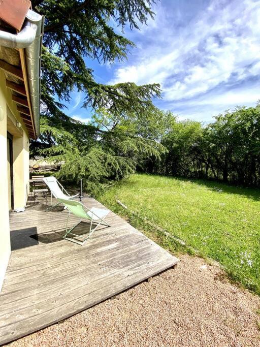 La Lande - Petite Maison Avec Jardin Vendat Exterior photo